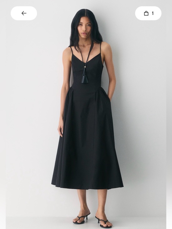Wilfred Dresses & Skirts - Wilfred Black Technique Poplin Dress
